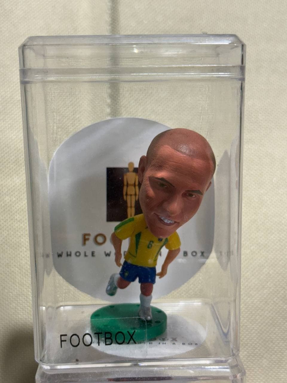 Roberto Carlos — Brazil