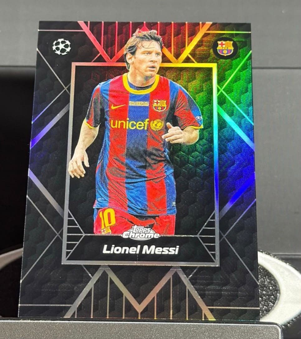 2025-26 Topps Chrome UEFA Club Competitions #SE-18 Lionel Messi Case Hit